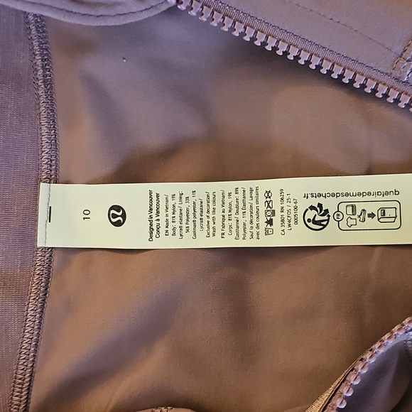 Lululemon define jacket NWT size 10 purple/mauve color - Picture 6 of 7